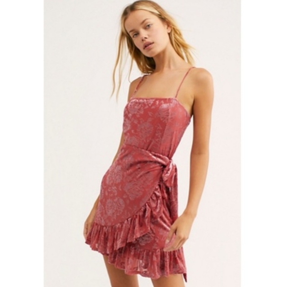 Free People Olivia Velvet Slip Mini Dress New Size M - Picture 1 of 7